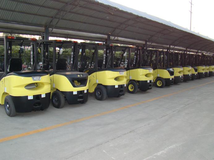 山東乘風(fēng)叉車、叉車CPC30 叉車CPC30