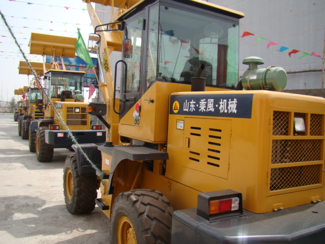 山東乘風裝載機、裝載機ZL926 裝載機ZL926
