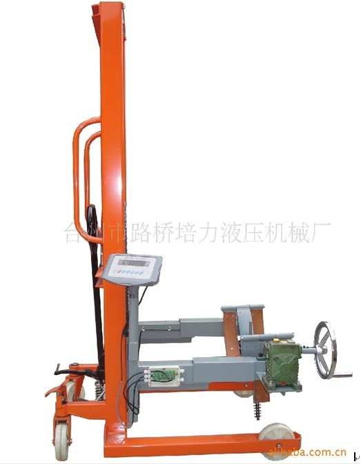 電子稱油桶堆高車手動(dòng)油桶倒料車