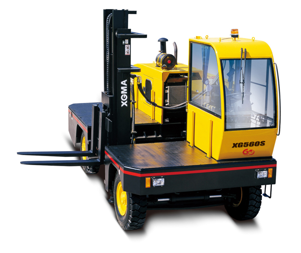 廈門廈工新型6噸內燃側面叉車