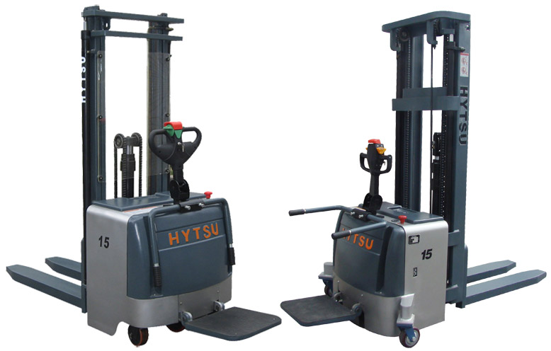 重載型窄腿電動(dòng)堆高車 XRS15