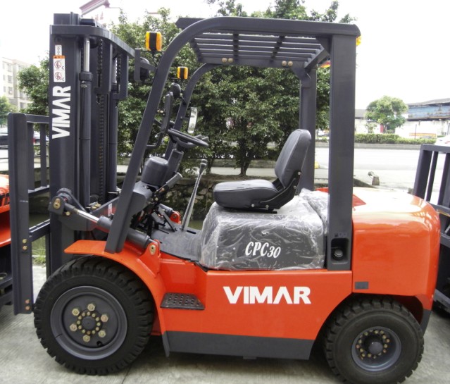 國(guó)產(chǎn)威瑪叉車(chē)Vimar標(biāo)車(chē)3T CPC30