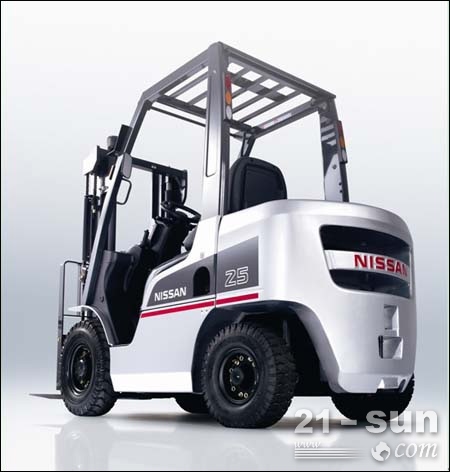 日產(chǎn)尼桑3.0T叉車 KY1F2A30C