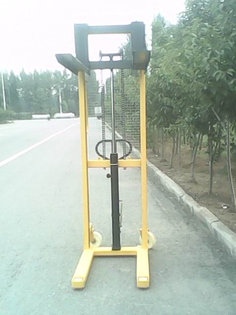 山東液壓叉車 CTY2