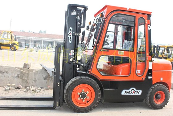 威肯3噸帶駕駛室柴油叉車(chē) 3噸駕駛室