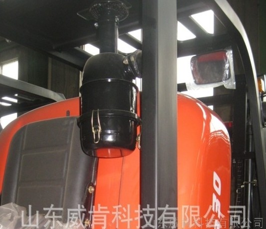 威肯4噸配油濾式空氣過濾器的柴油叉車 4噸油濾式空氣過濾器