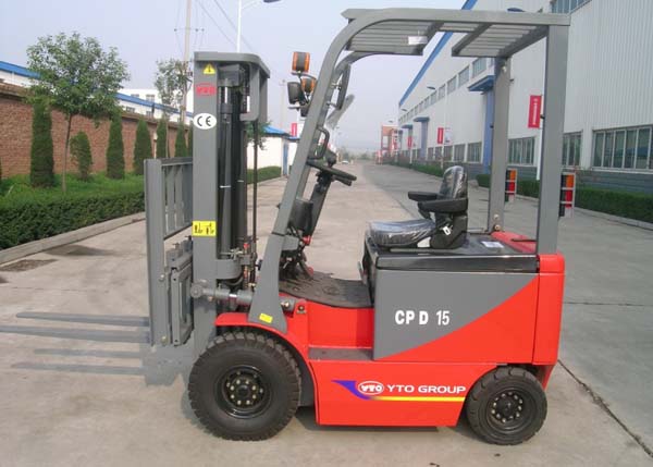 洛陽(yáng)一拖蓄電池叉車CPD15 CPD15