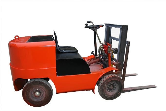 YX-83A1四輪升降多功能叉車(chē) YX-83A1