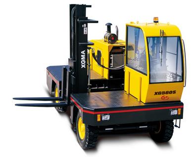 新型6噸內(nèi)燃側(cè)面叉車