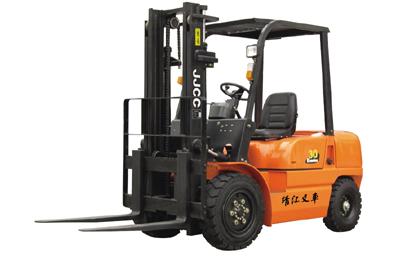 2-5噸E系列內(nèi)燃叉車