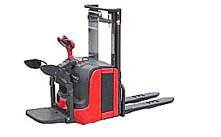 林德 電動(dòng)托盤堆垛叉車1.4-1.6噸