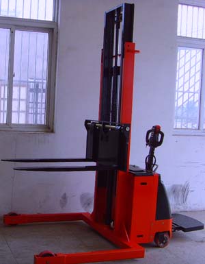 全電動升高車 CTD