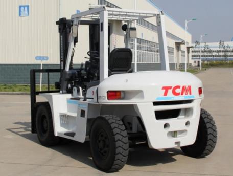 TCM大噸位內燃叉車