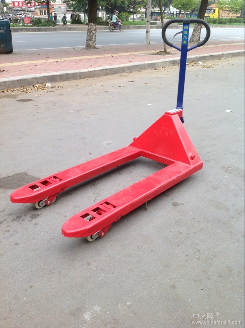 供應(yīng)鴻福叉車 手動搬運(yùn)車 叉車手動液壓手動叉車批發(fā) 鴻福