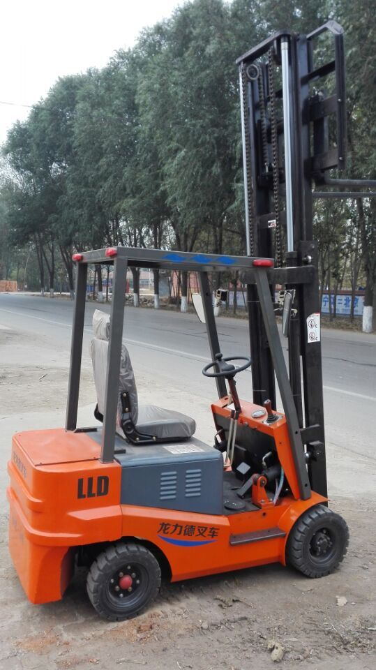 電動叉車廠家直銷,官方報(bào)價(jià)電動叉車圖片參數(shù) LLD-15