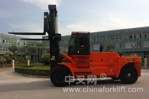 供應國產(chǎn)大型35噸叉車報價鋼鐵鋼材石頭石材350型35噸叉車價格 HNF-350