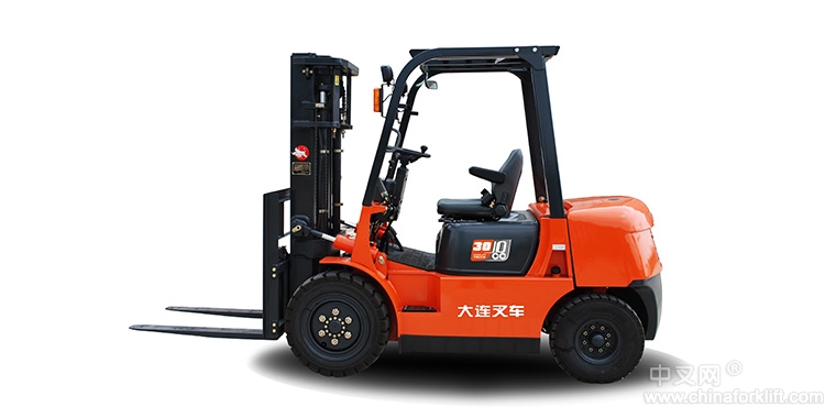 3噸內(nèi)燃平衡重式叉車 CPCD30