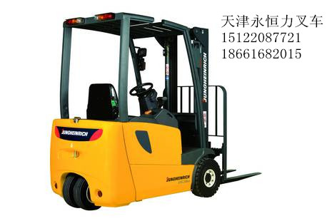 天津永恒力 三支點叉車