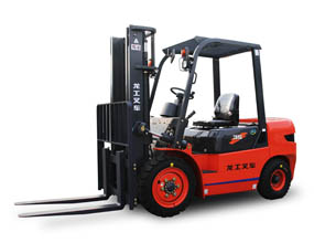 內燃叉車 FD35（T）
