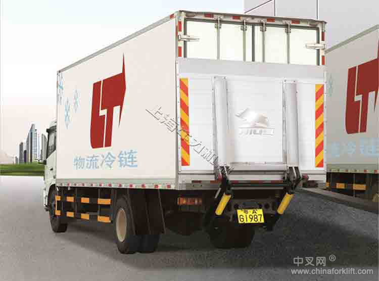 機(jī)械式移動(dòng)裝卸登車橋價(jià)格