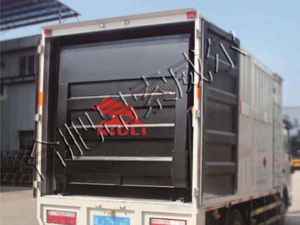 內(nèi)藏式汽車尾板價(jià)格是多少